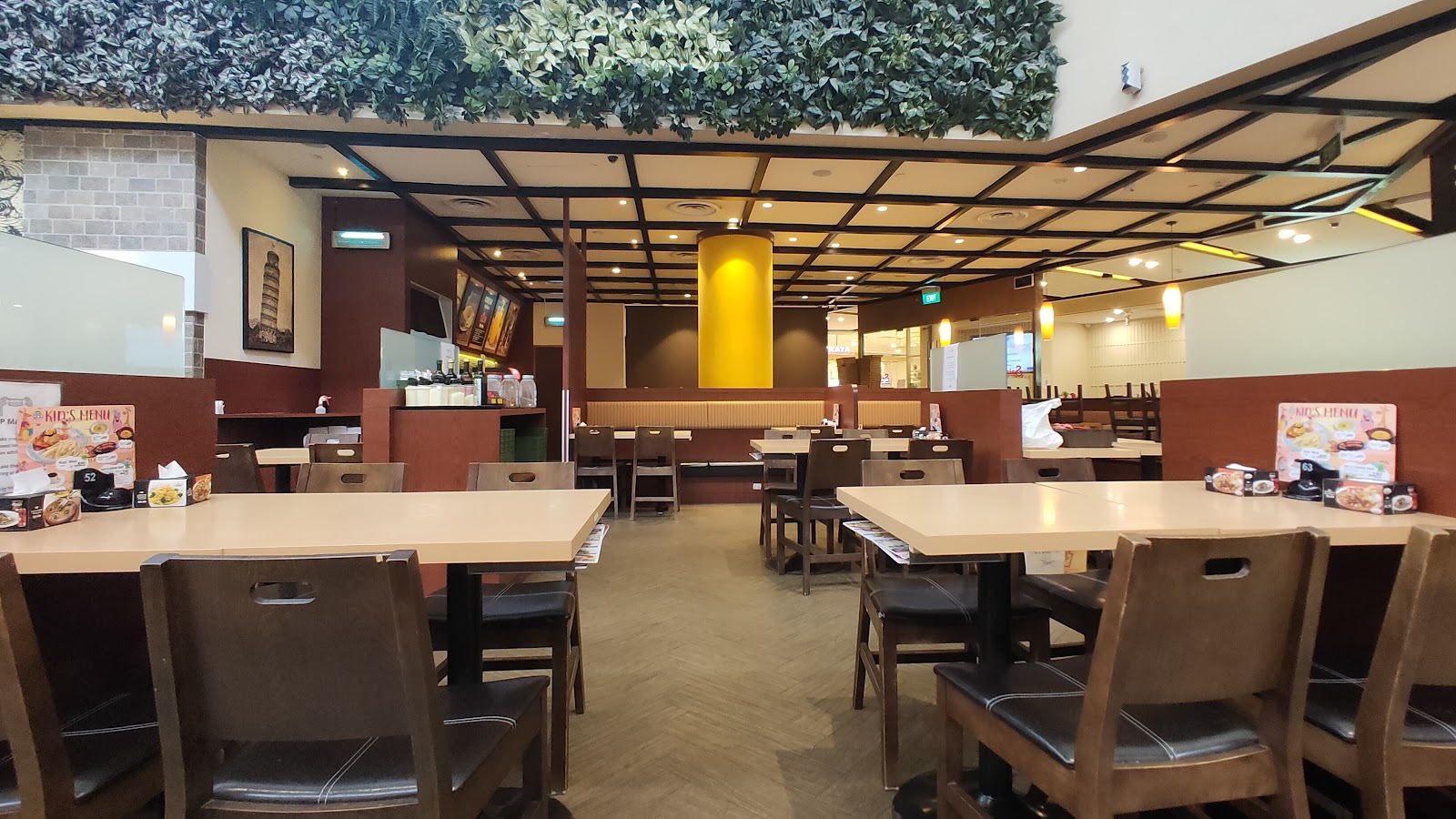 Saizeriya - The Seletar Mall
