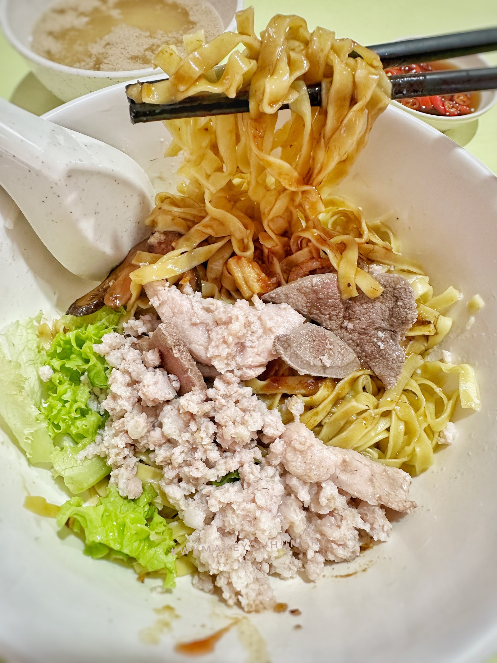 Teochew Mushroom Minced Meat Noodle （兴仔香菇肉脞面）