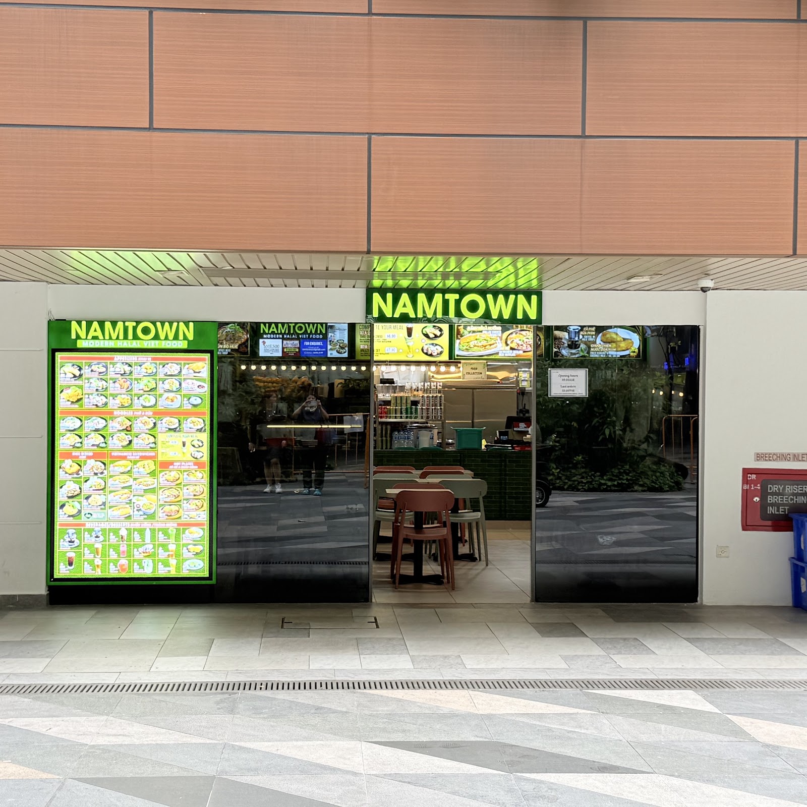NAMTOWN "Modern Halal Viet Food"