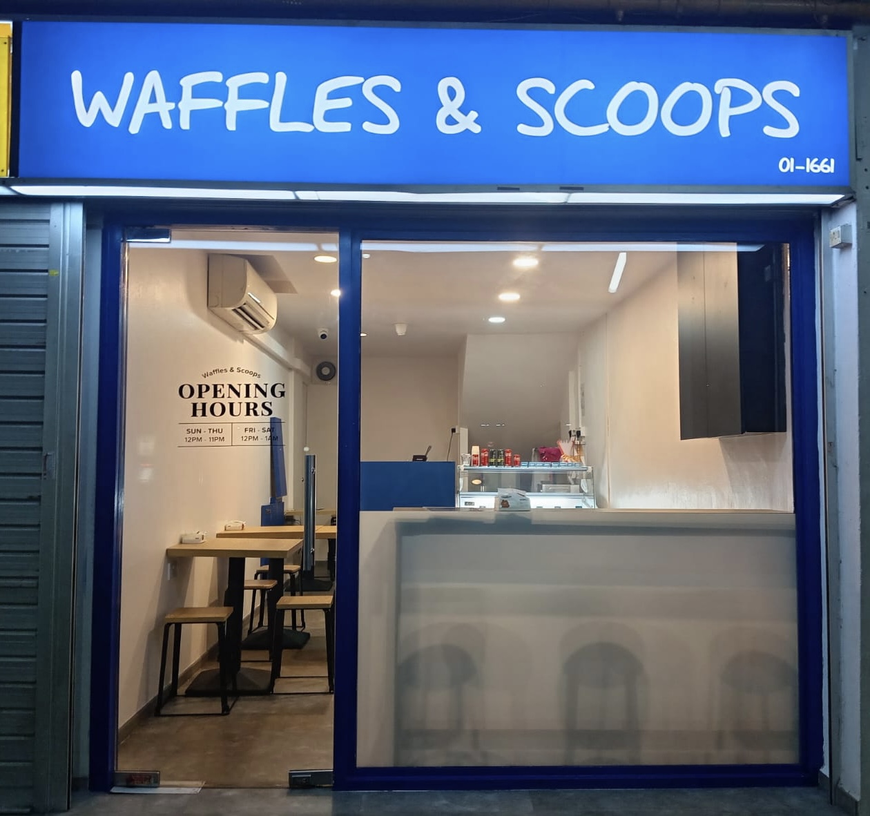 Waffles & Scoops