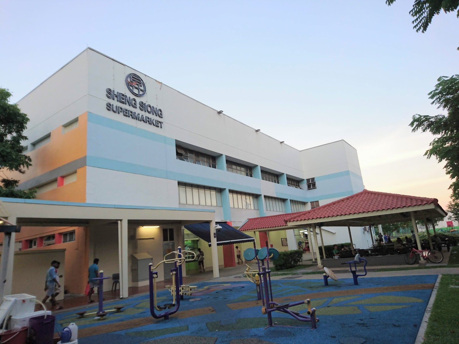 Sheng Siong Supermarket