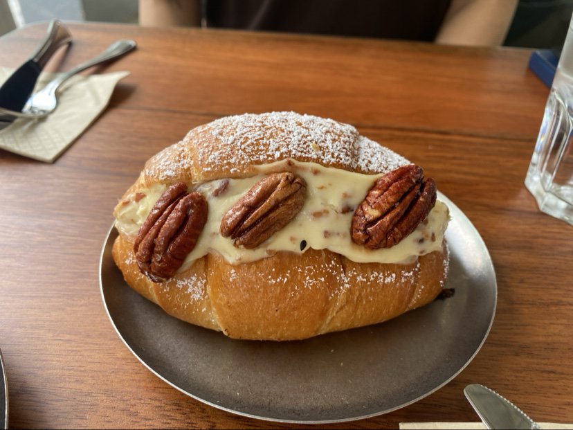 Tiong Bahru Bakery photo 5