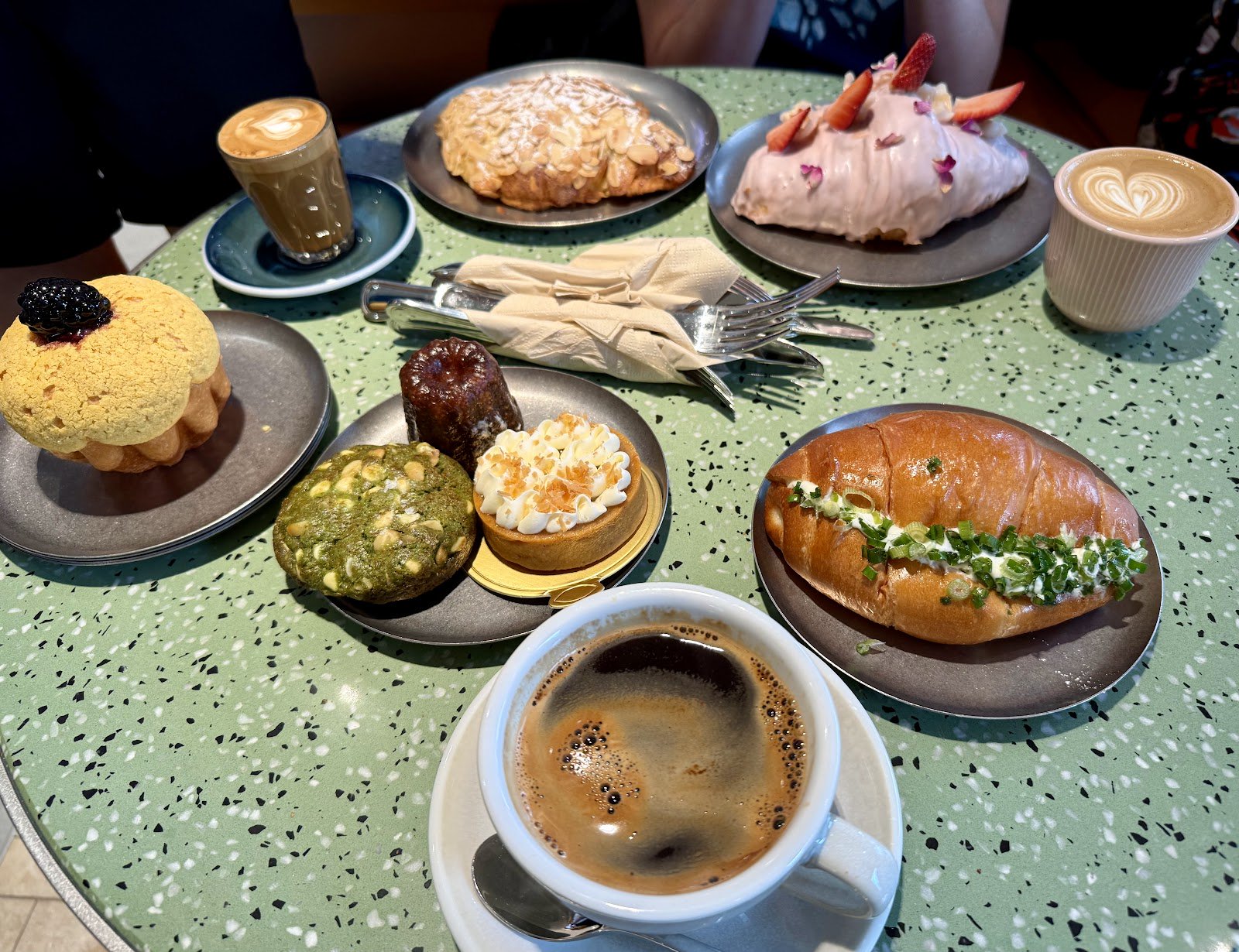 Tiong Bahru Bakery photo 2
