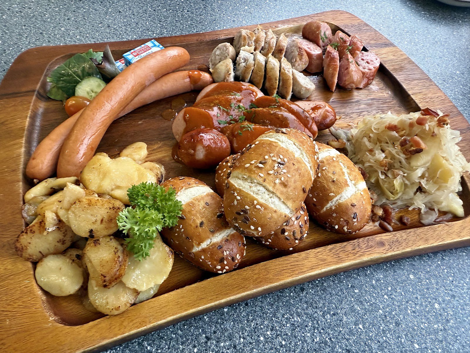 BB&B - Bread, Beer & Brez'n (Killiney Road) - Biergarten & Restaurant photo 8