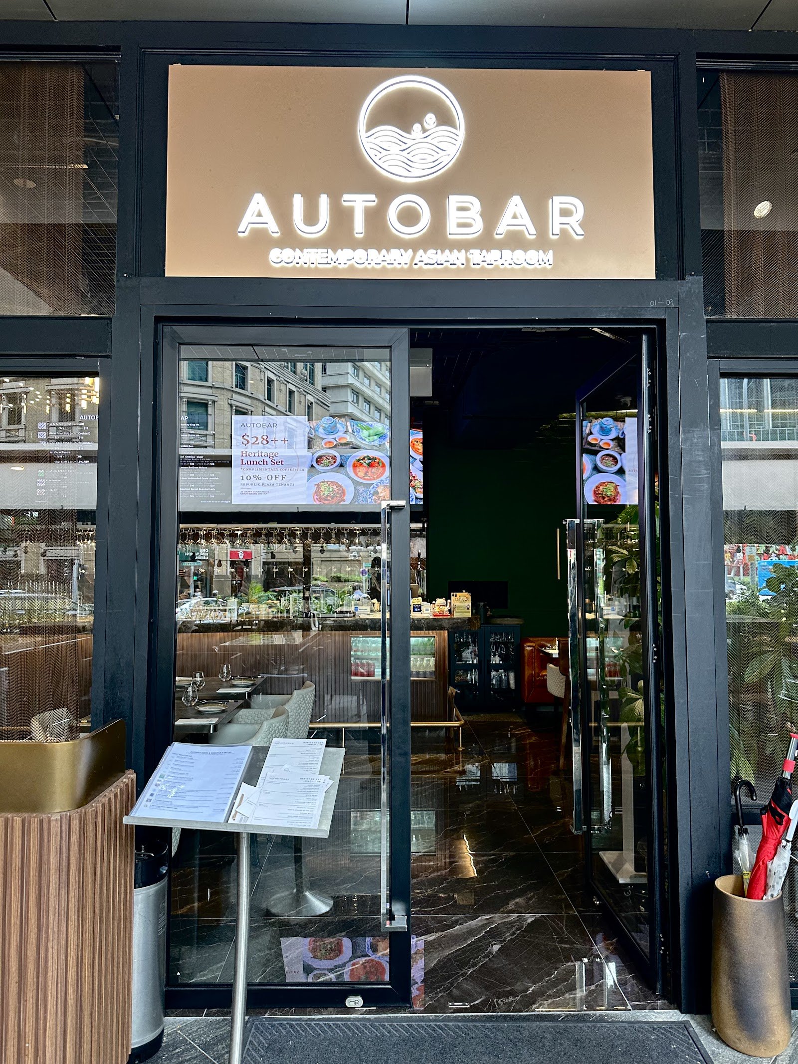 The Autobus @ Raffles Place (Formally Autobar)