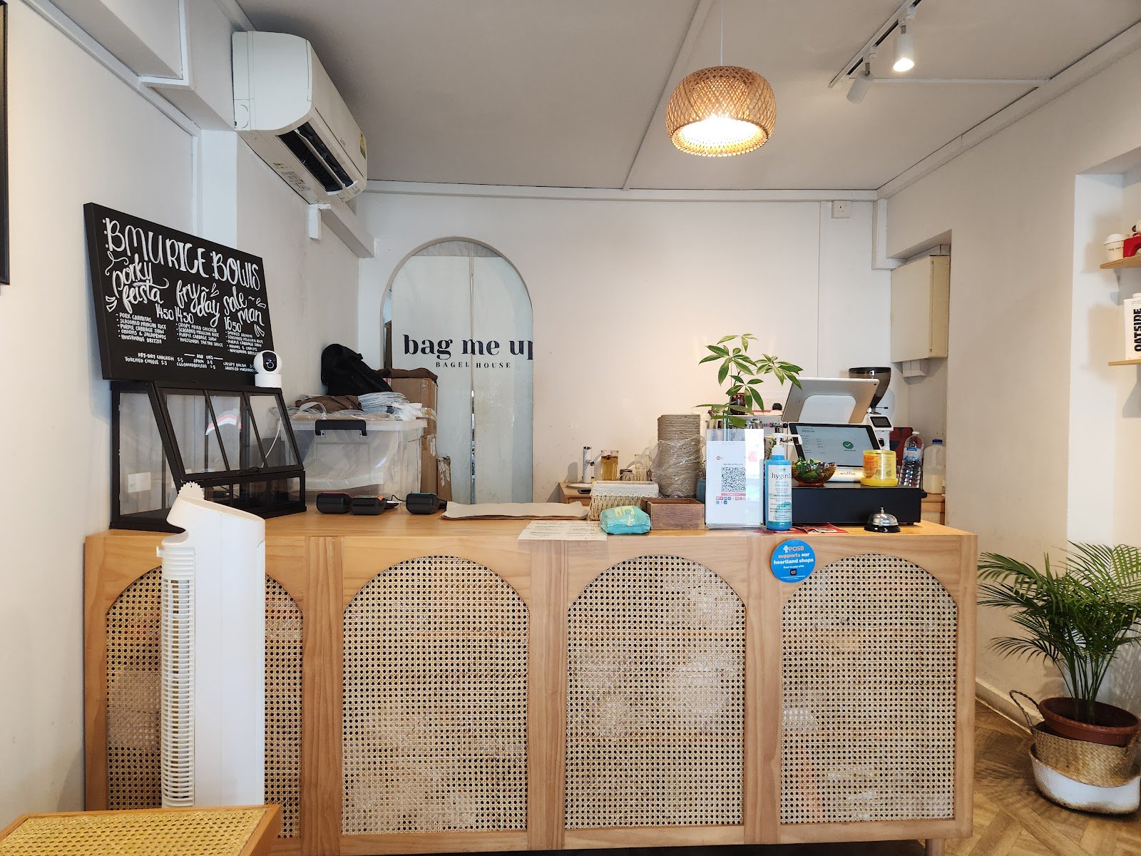 bag me up Bagel House