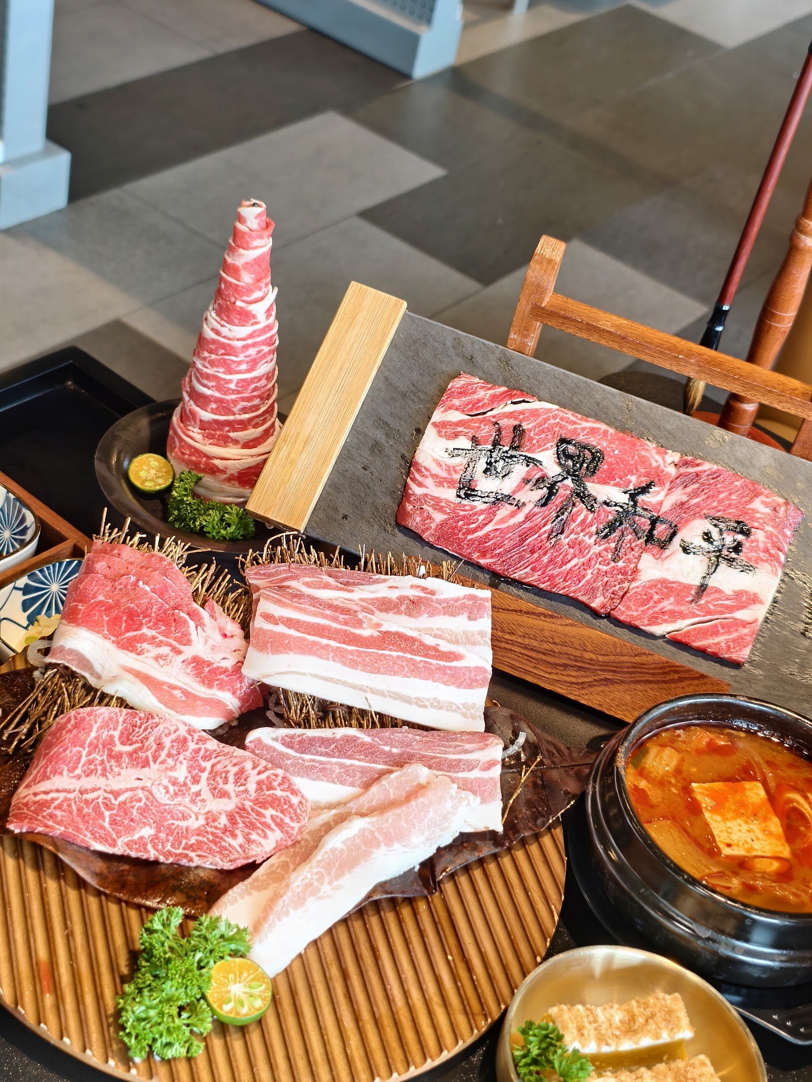 Huo Lu Huo Korean BBQ 火炉火韩式泥炉烤肉 photo 4