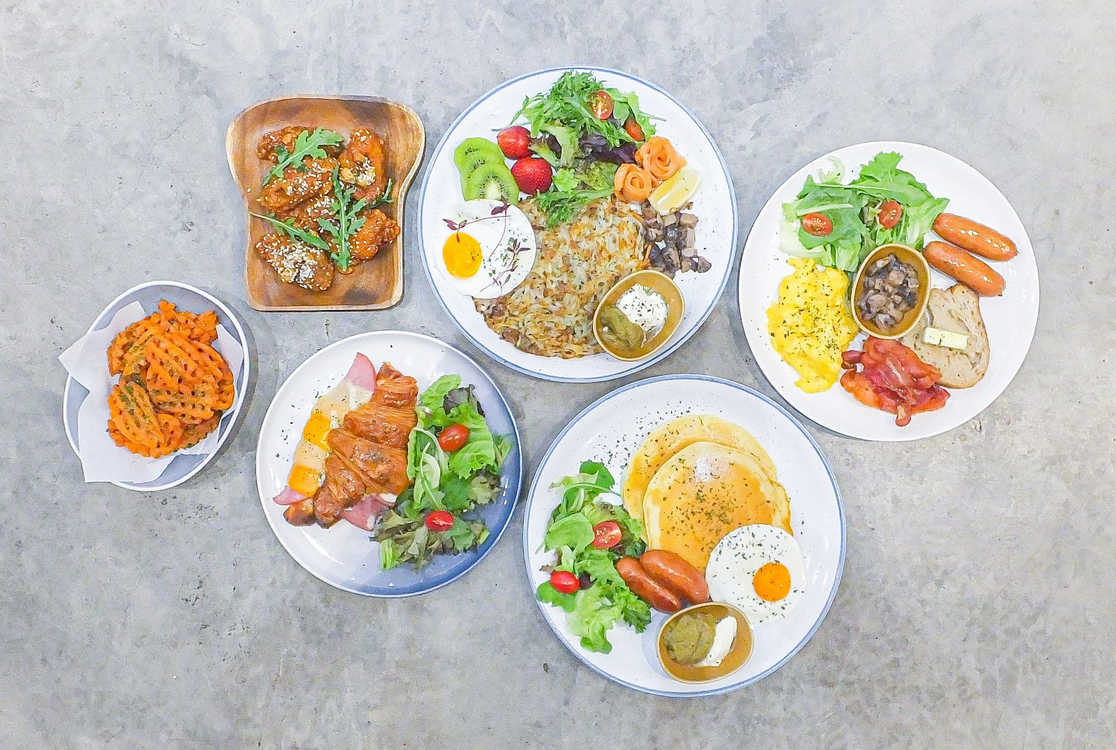 6 Letter Brunch photo 1