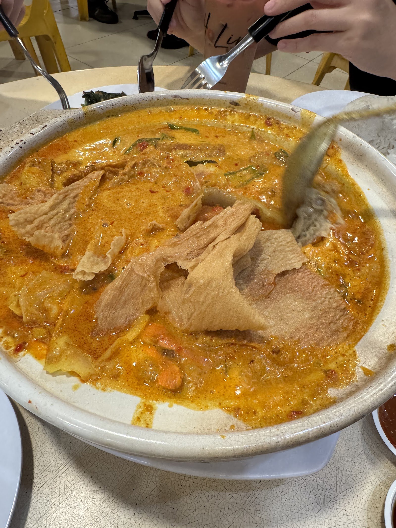 Red Lantern Seafood 红灯笼海鲜馆 (138 Tampines)
