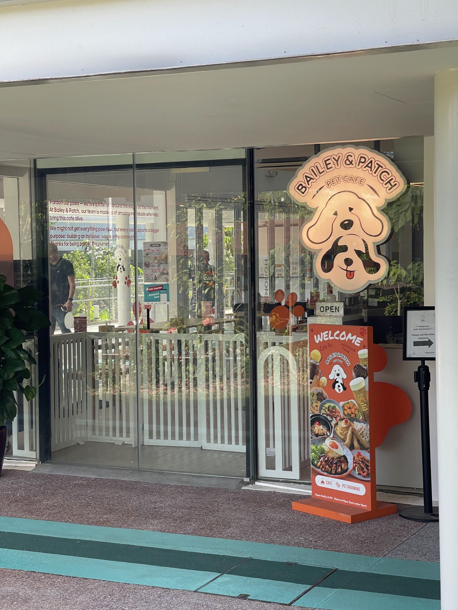 Bailey & Patch Pet Cafe photo 4