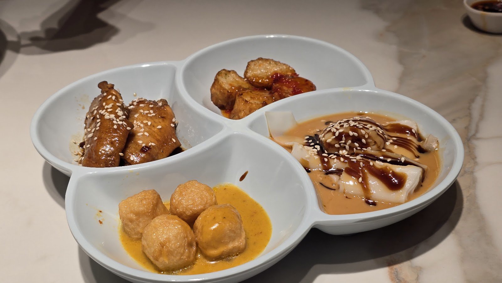 Keming Bing Sat 克茗冰室 (Plaza Singapura) photo 1