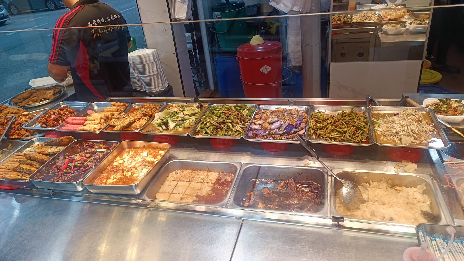 Old Street Scissors Cut Curry Rice 老街坊剪刀剪咖喱饭 - Boon Lay