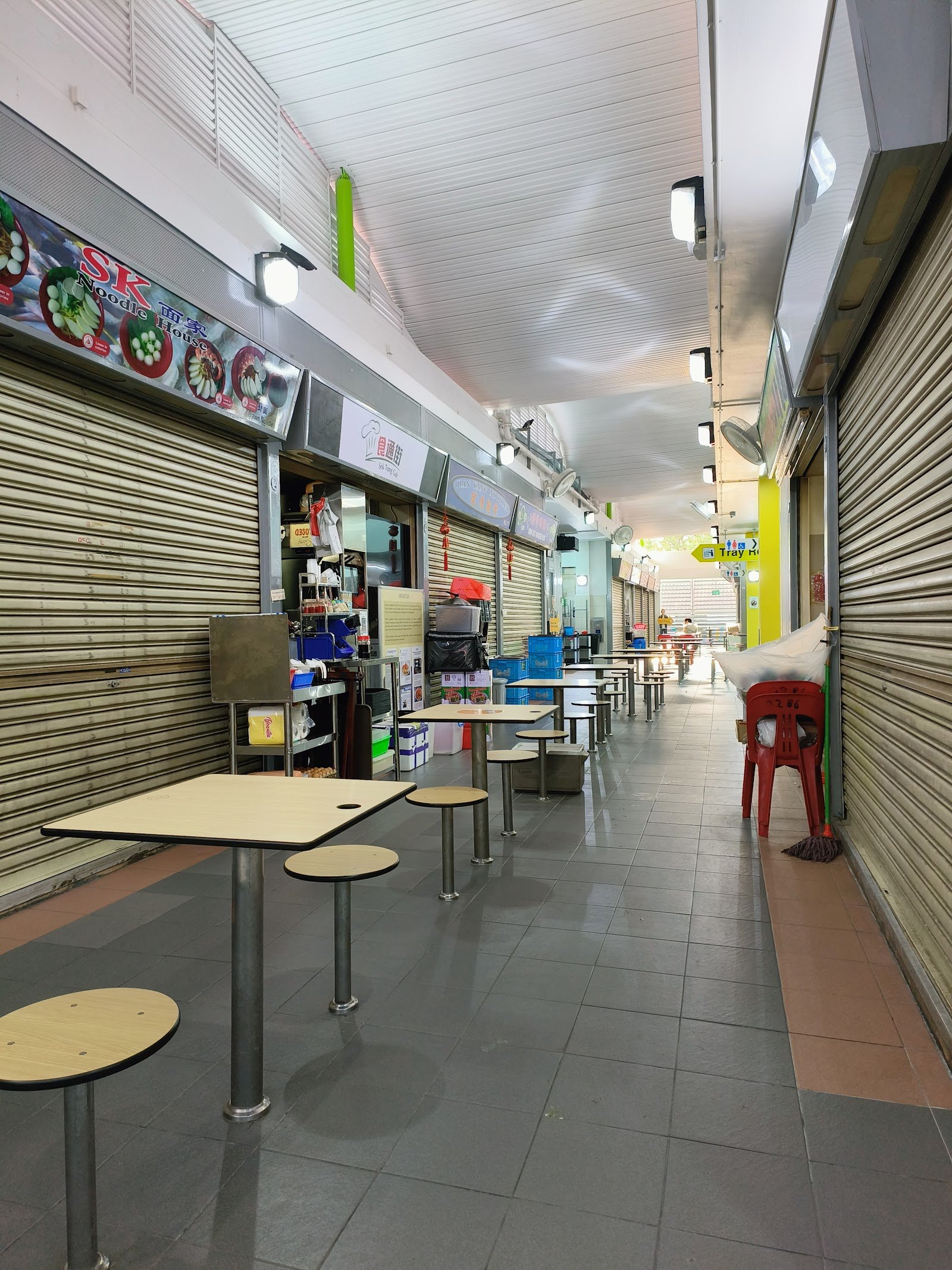 Sek Tong Gai