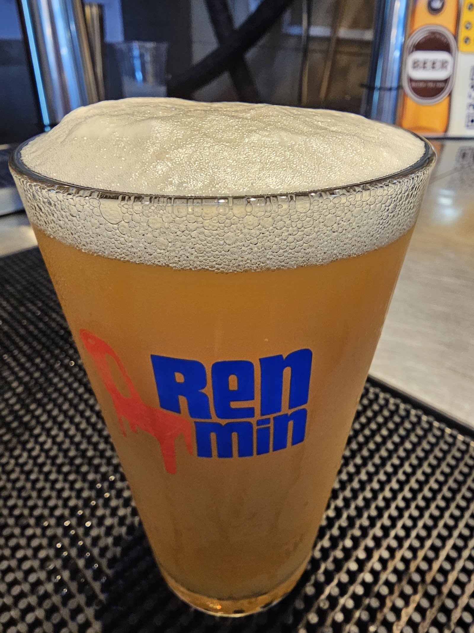 Welcome Ren Min – Craft Brewery Taproom photo 4