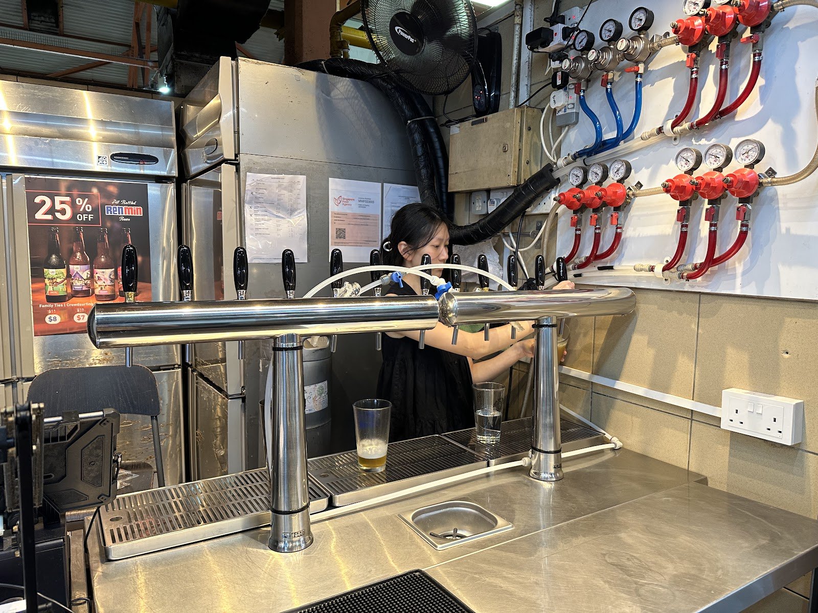 Welcome Ren Min – Craft Brewery Taproom photo 8