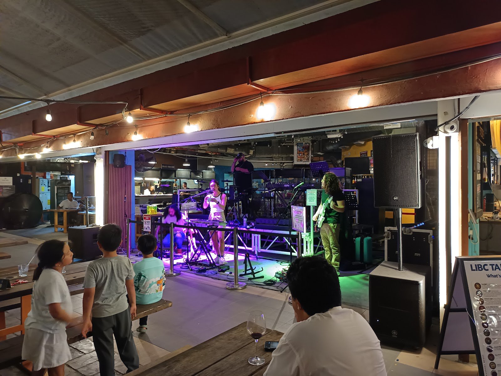 Little Island Brewing Co @ Changi Village photo 4