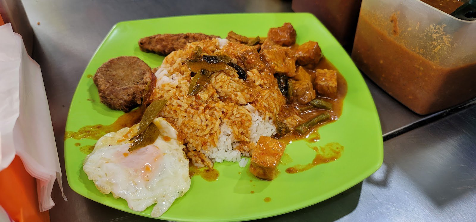 Mahan Nasi Padang