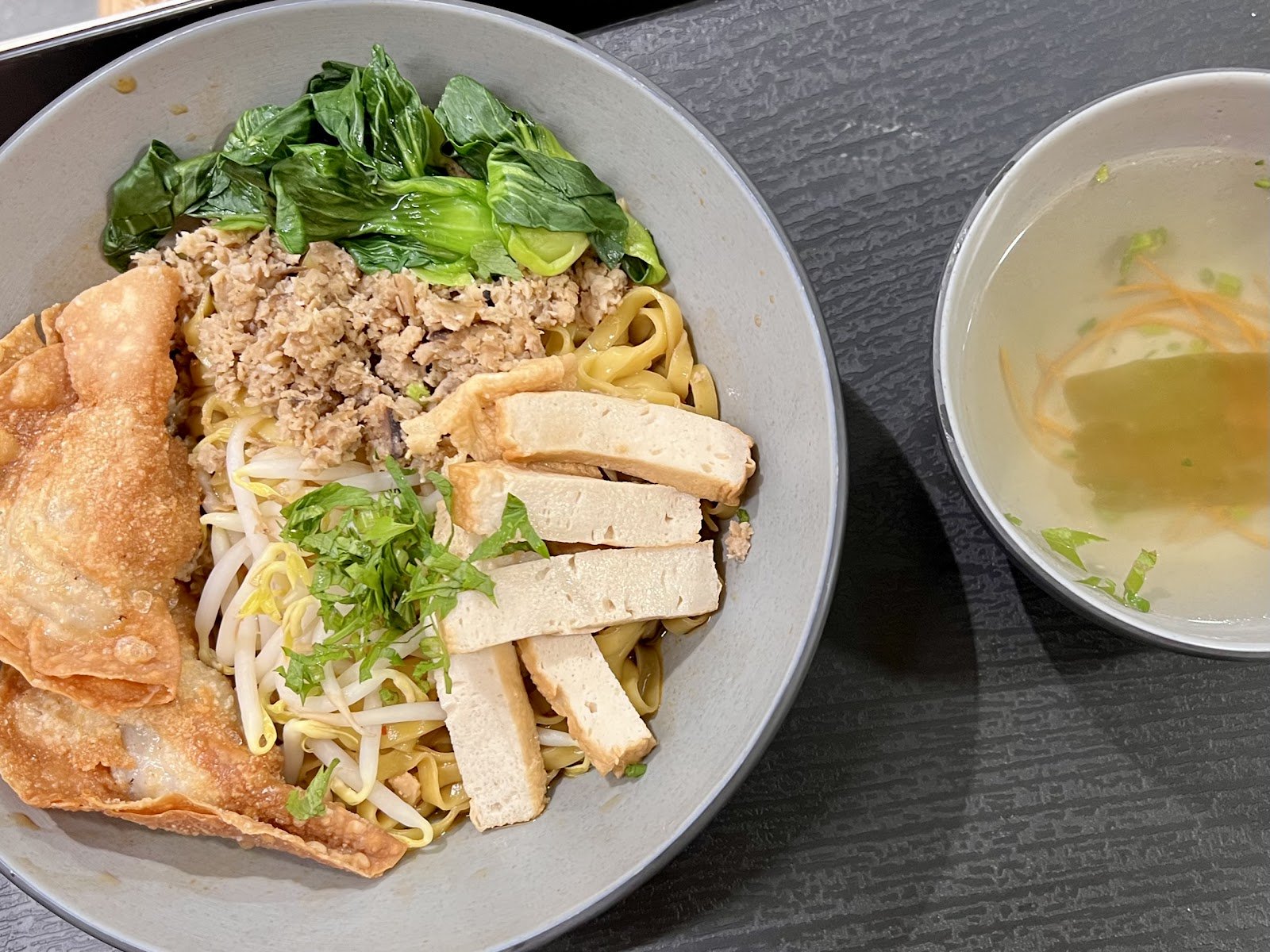 Saute & Mee | Anchorvale Village | Seng Kang | Vegetarian Vegan | Local Delights