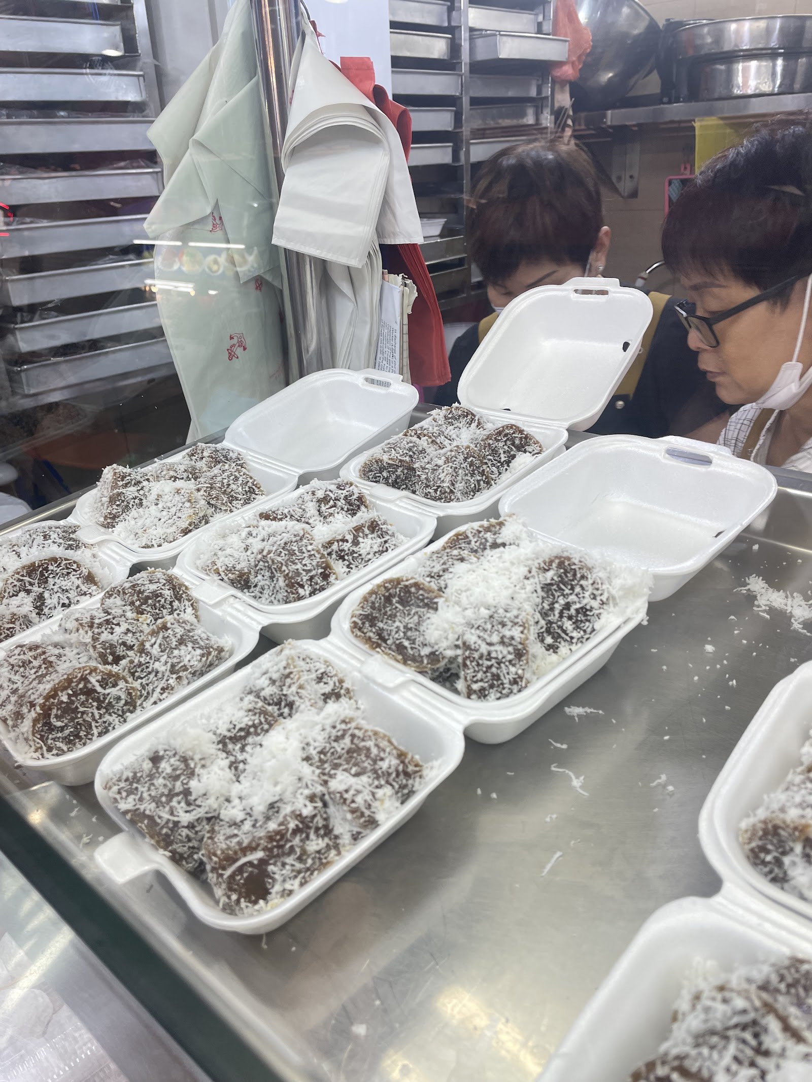 Heng Heng Ondeh-Ondeh & Tapioca Cake photo 10