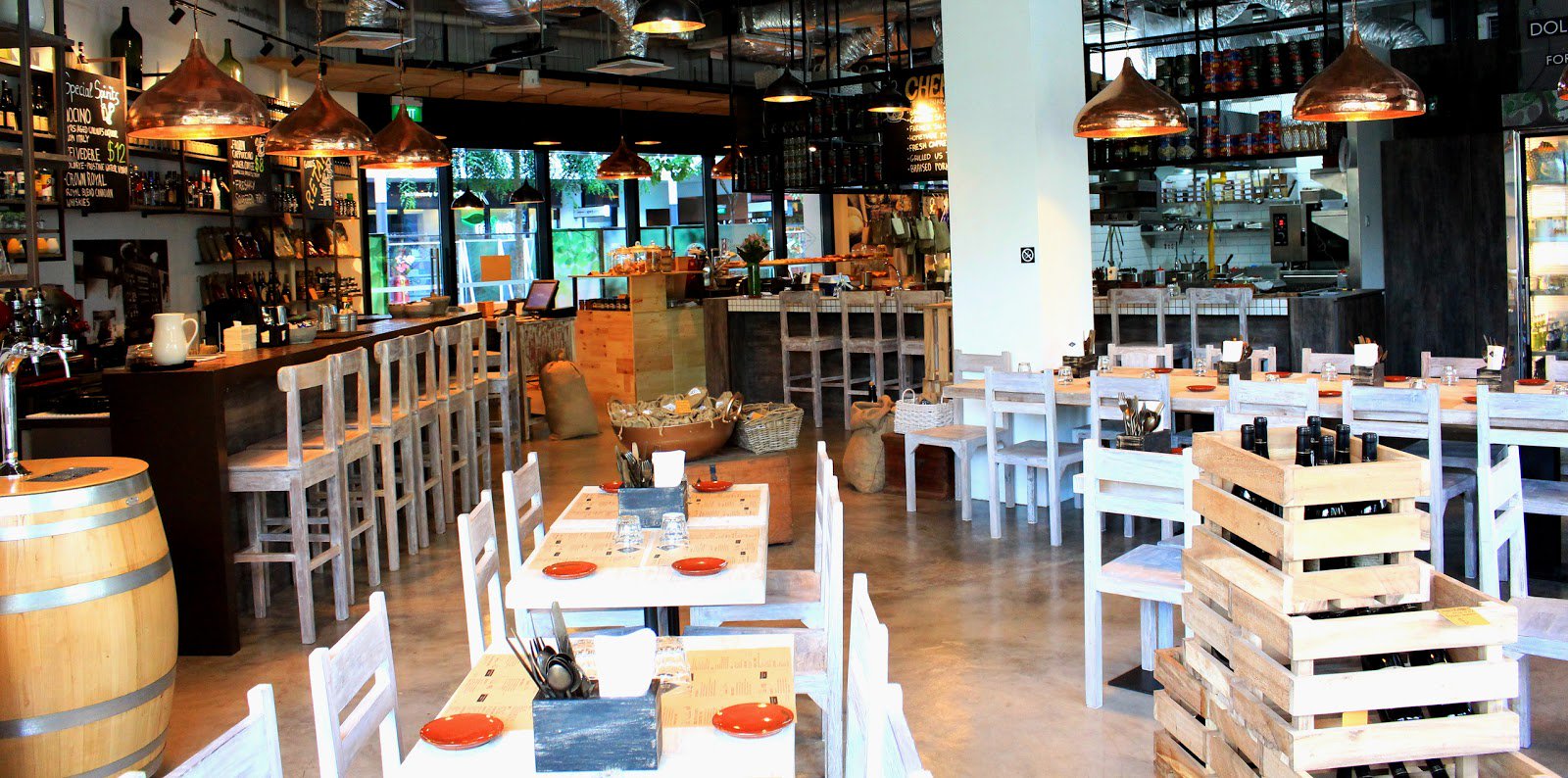 iO Italian Osteria - HillV2 (Singapore)