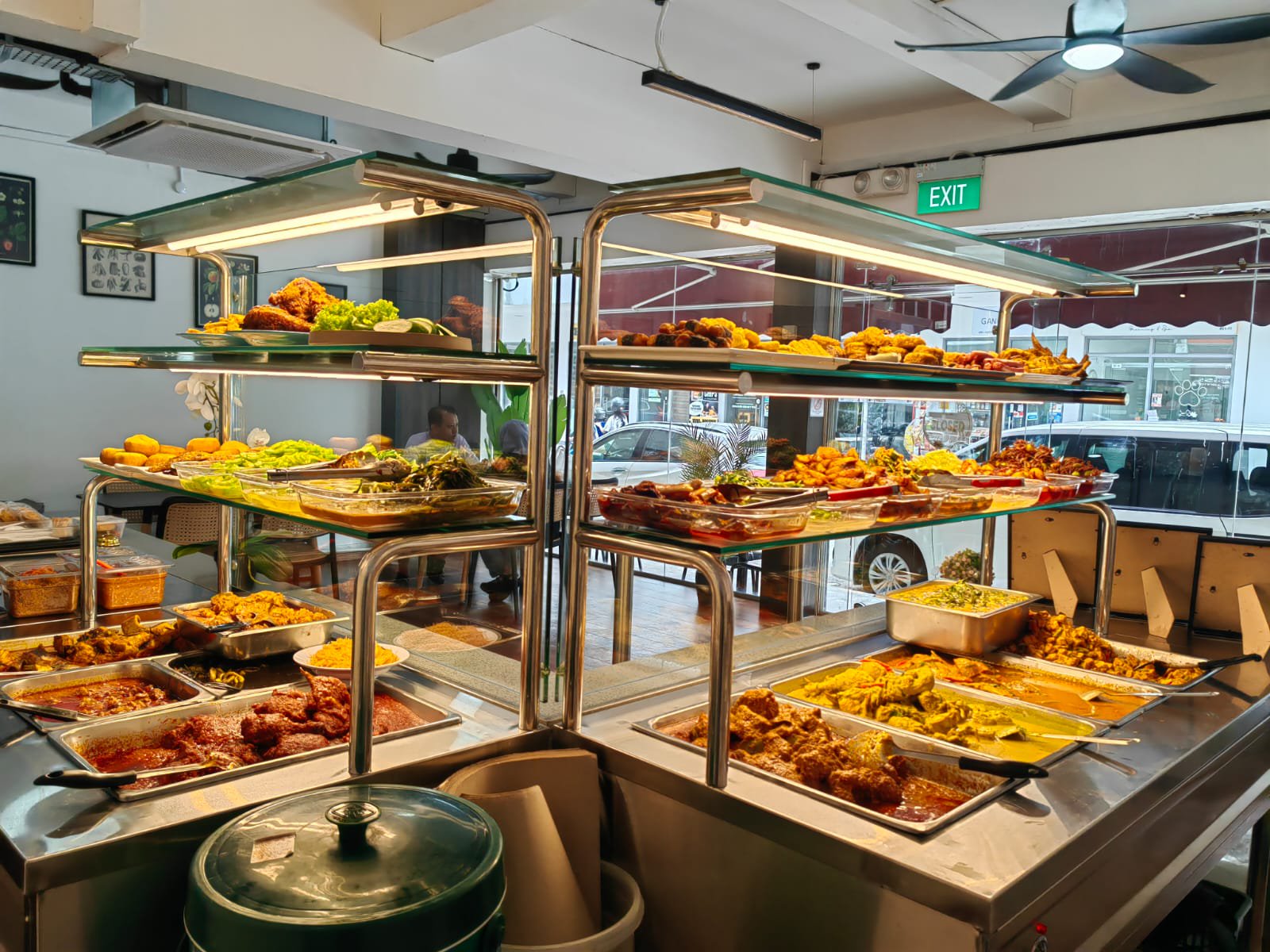 Sabrina's Kitchen @Jalan Tampang
