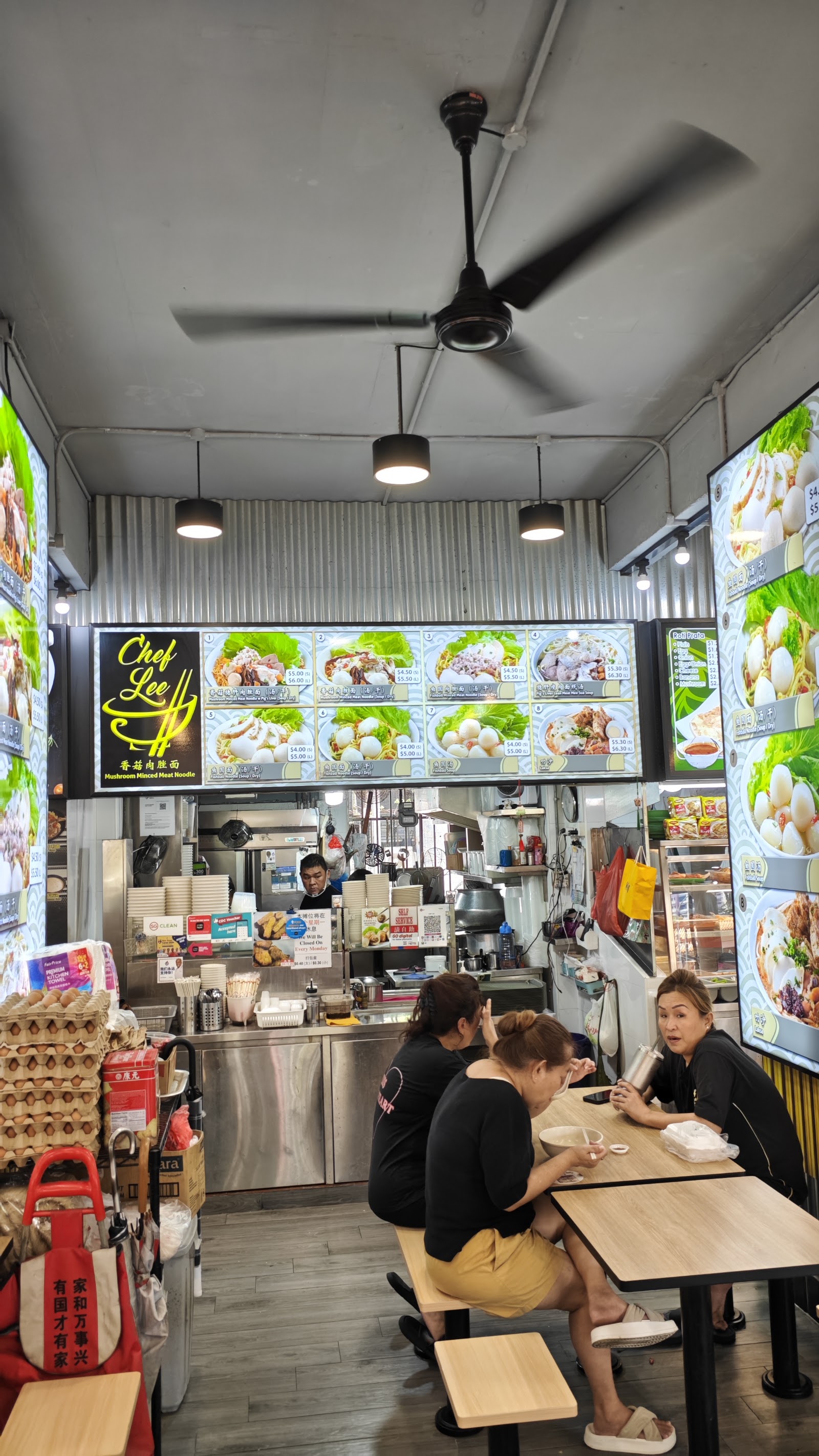 Chef Lee Mushroom Minced Meat Noodle