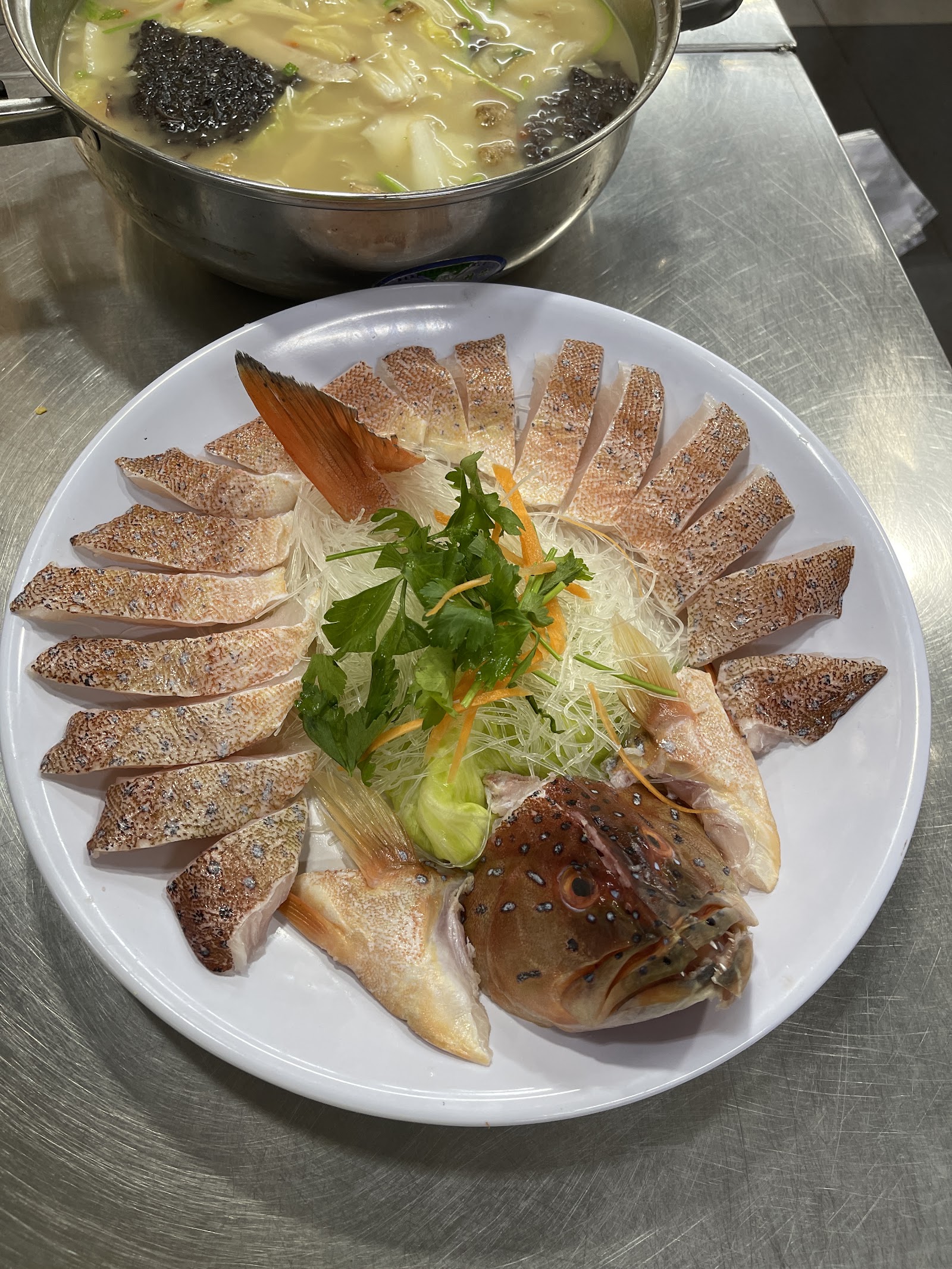 豐味海鲜鱼头炉