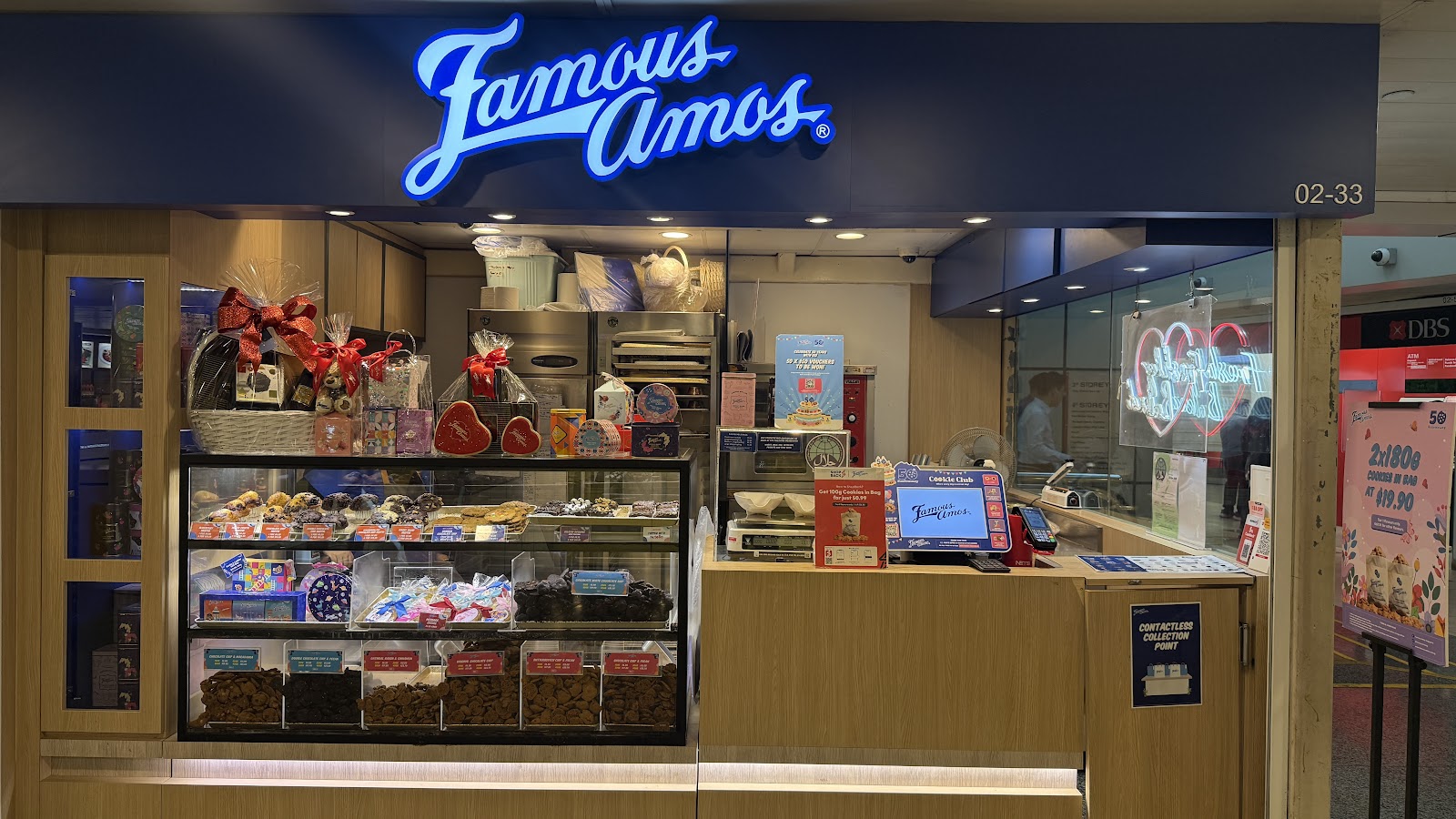 Famous Amos Toa Payoh HDB Hub