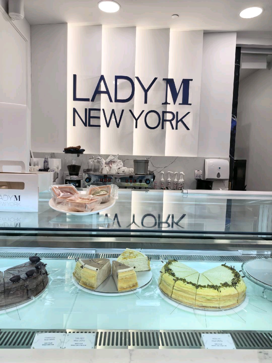 Lady M at IOI Central Boulevard Towers