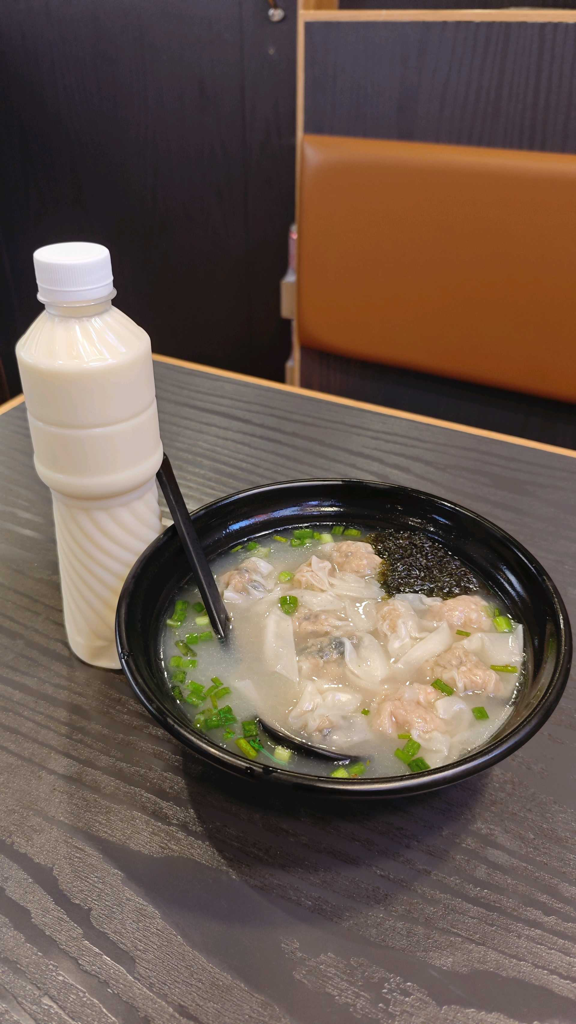 全家福小餛飩