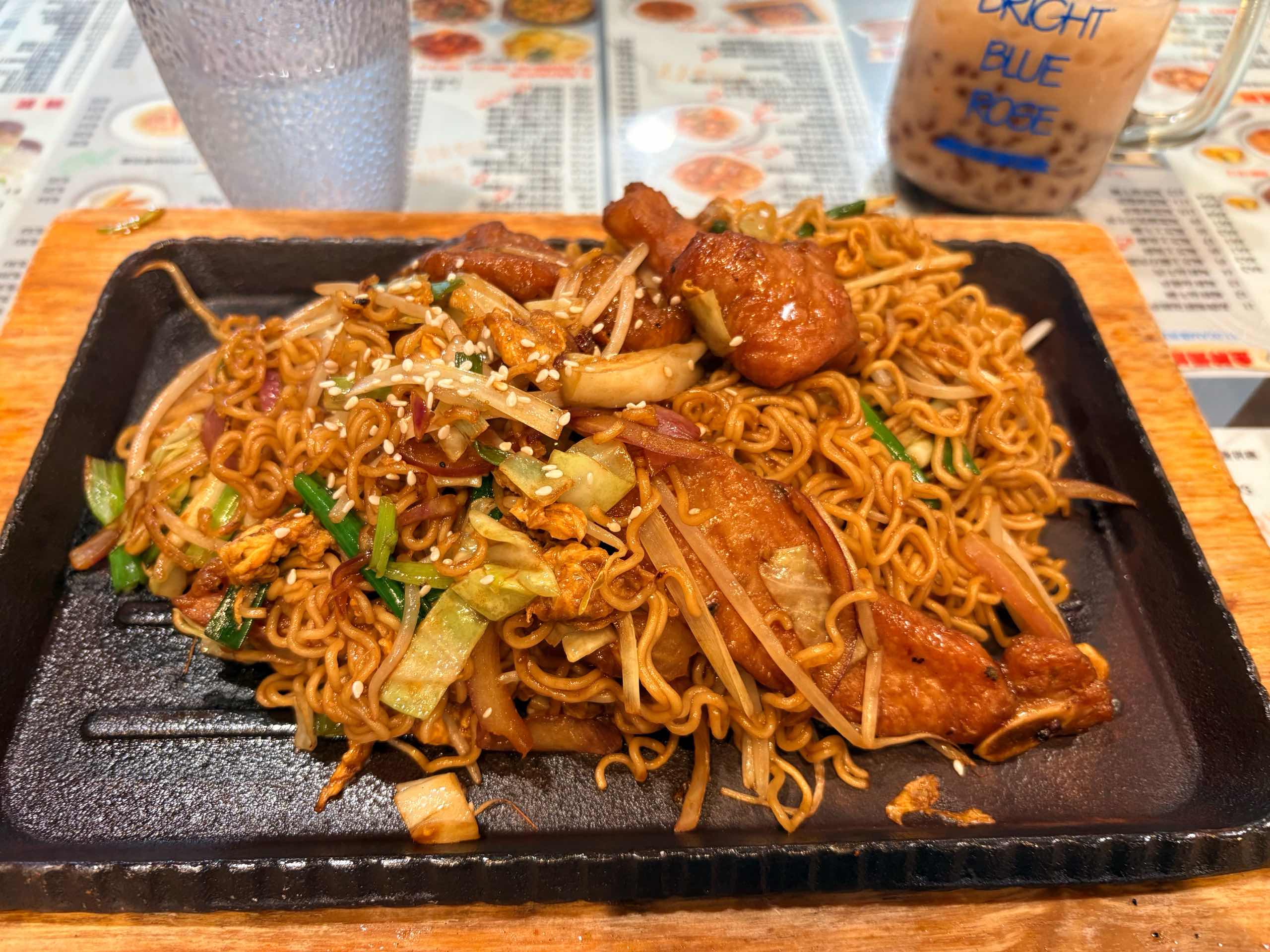 铁板公仔面