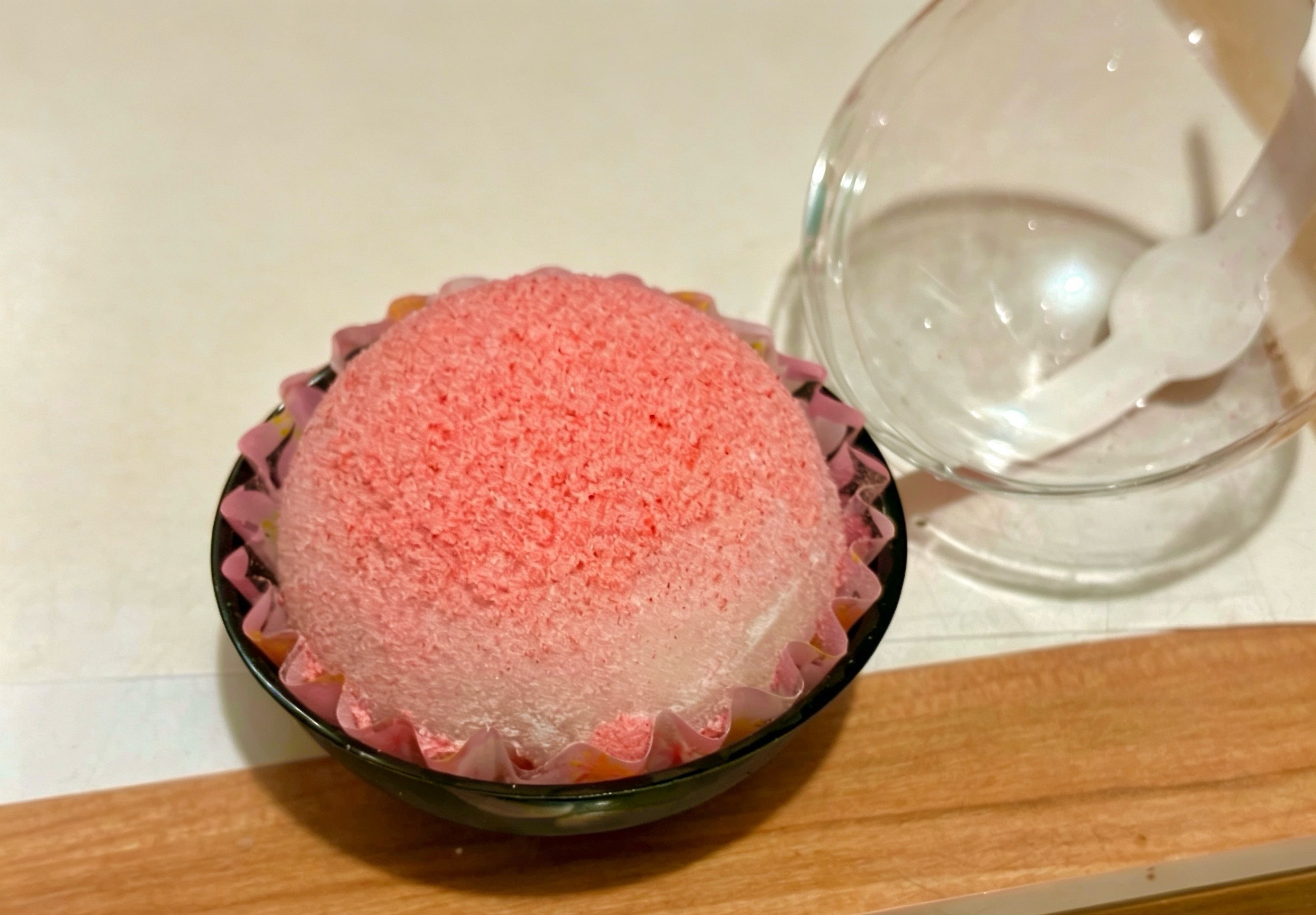 士多啤梨紅桑子 雪麻糍