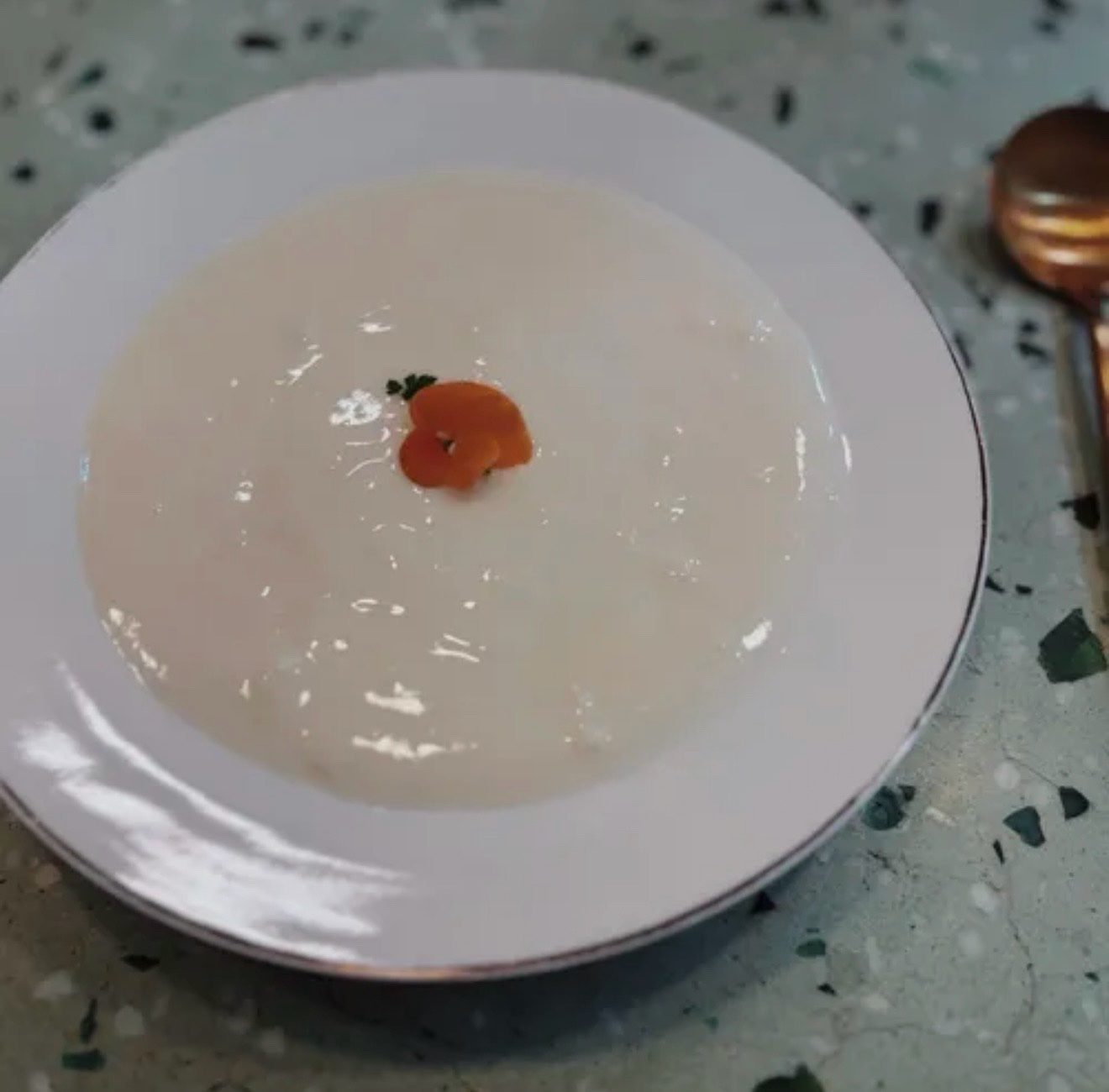 生磨蛋白杏仁茶